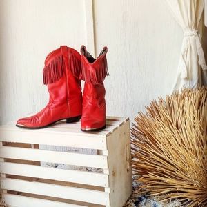 Vintage Red Leather Fringe Durango Boots!🌶